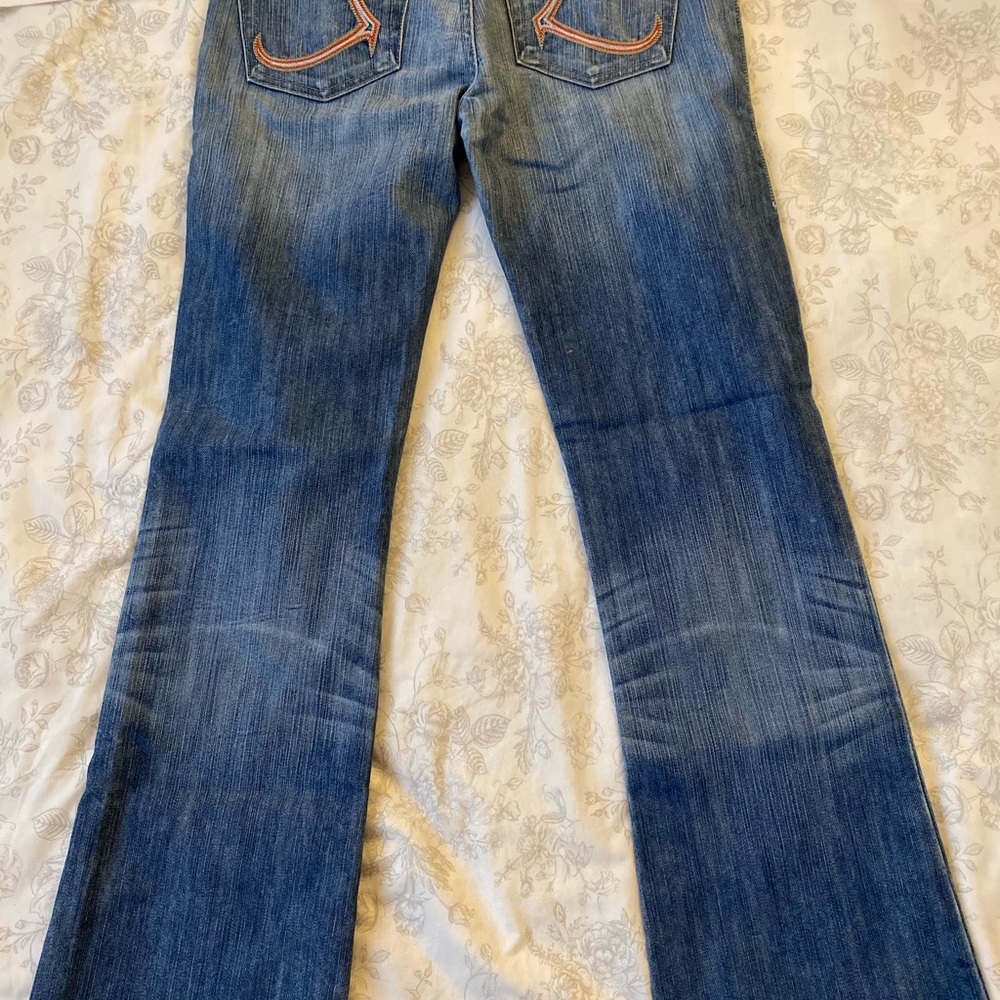 Rock & Republic size 27. Preowned.